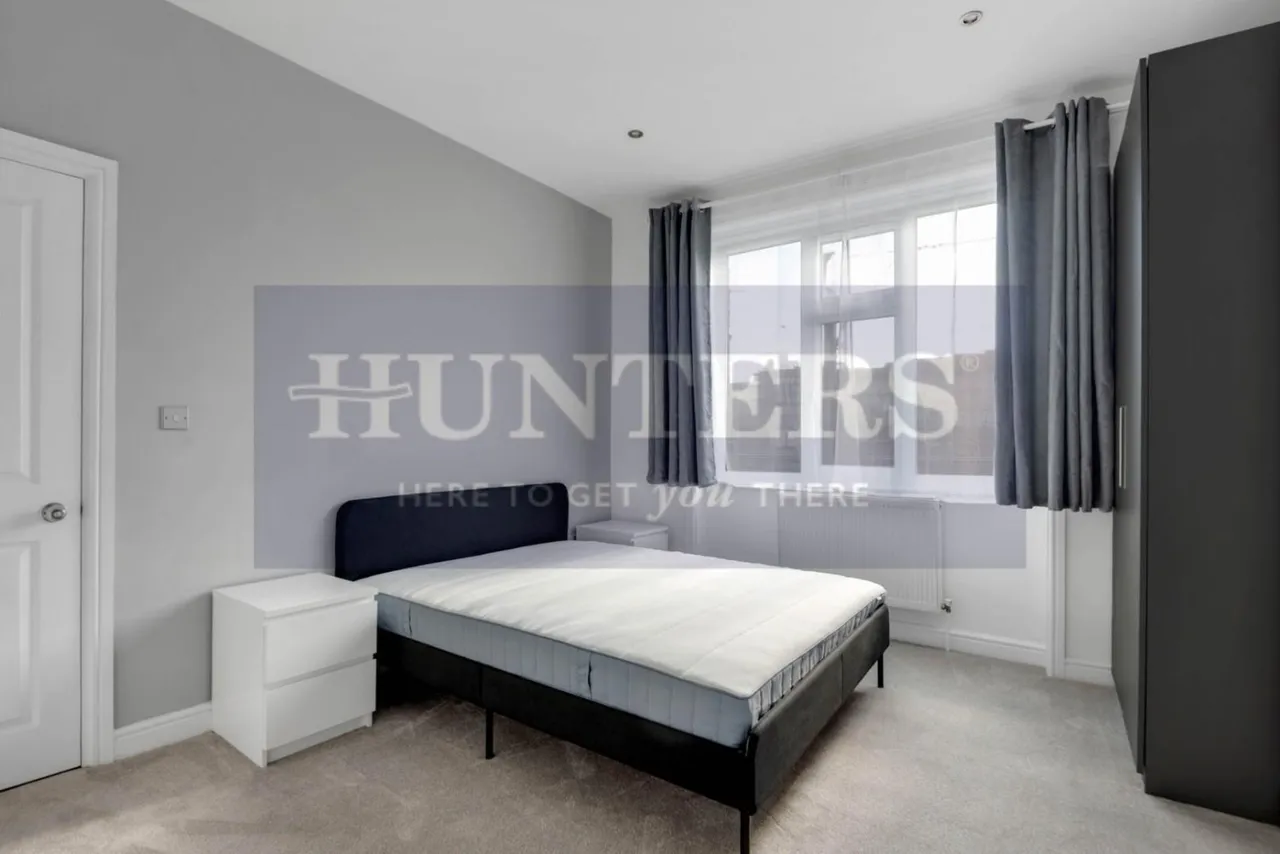 Sumatra Road, London, NW6, photo 4