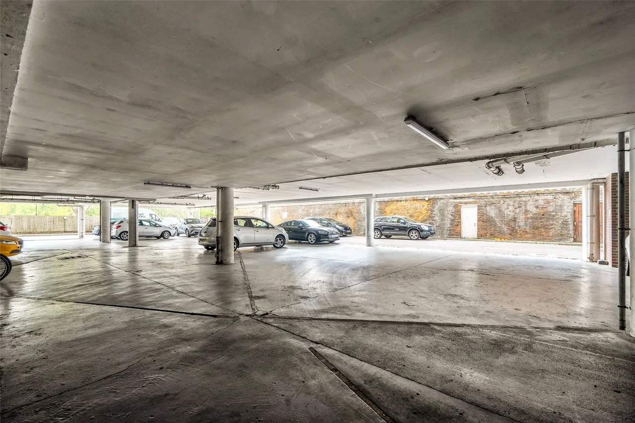 London Road, London, SW16 4EH, photo 14