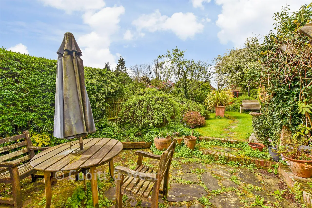 Stane Street, Ockley, RH5, photo 14