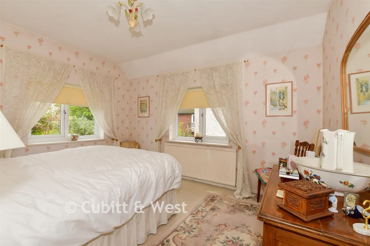 Stane Street, Ockley, RH5, photo 9