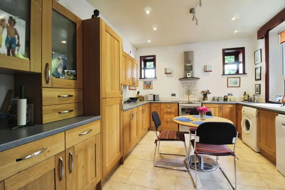 Haverholt Road, Colne, Lancashire, BB8, photo 3