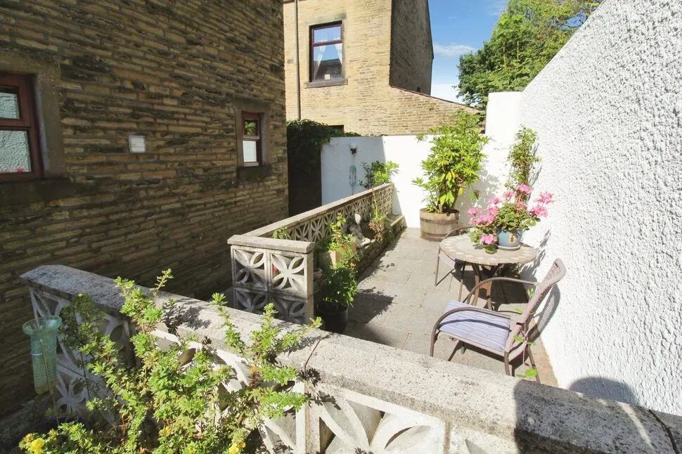Haverholt Road, Colne, Lancashire, BB8, photo 12