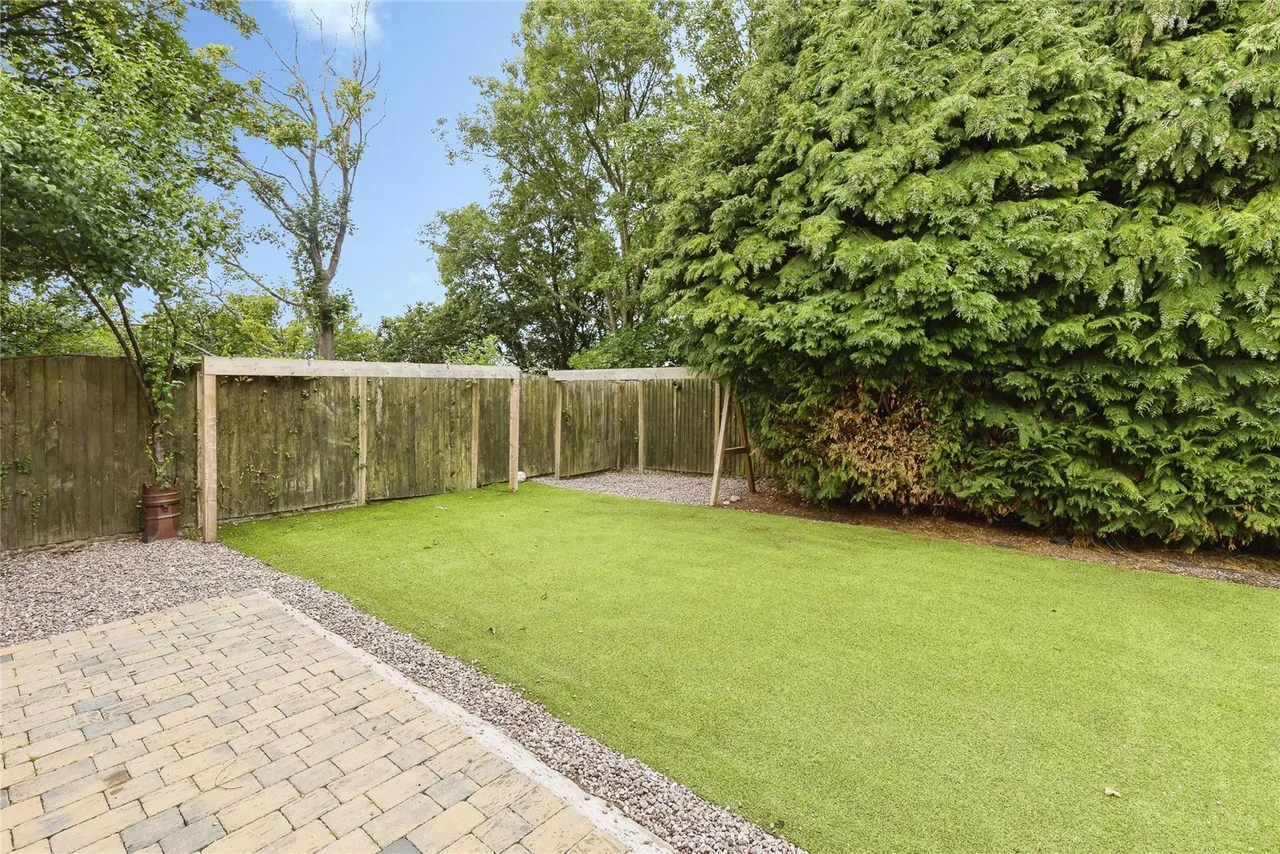 Whiteway Drive, Gresford, LL12, photo 18