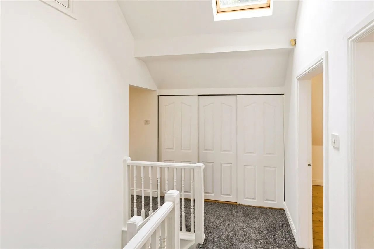 Whiteway Drive, Gresford, LL12, photo 17