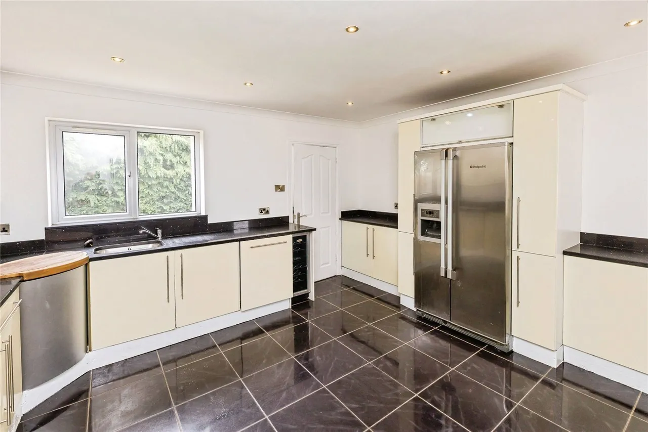 Whiteway Drive, Gresford, LL12, photo 7