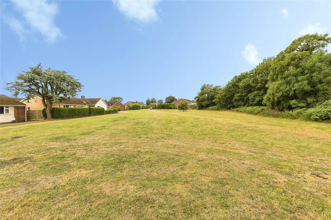 Whiteway Drive, Gresford, LL12, photo 21