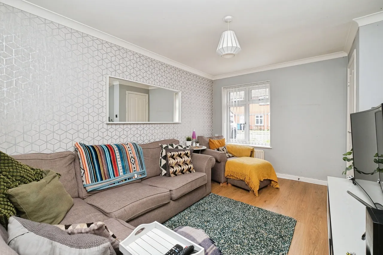 Helmsley Close, Bewsey, Warrington, Cheshire, WA5, photo 3