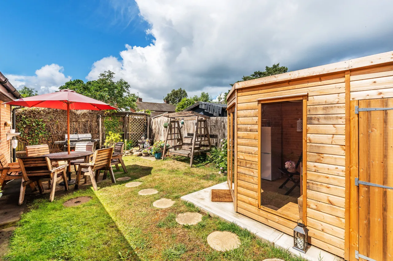 Barnfield Way, Hurst Green, RH8, photo 12