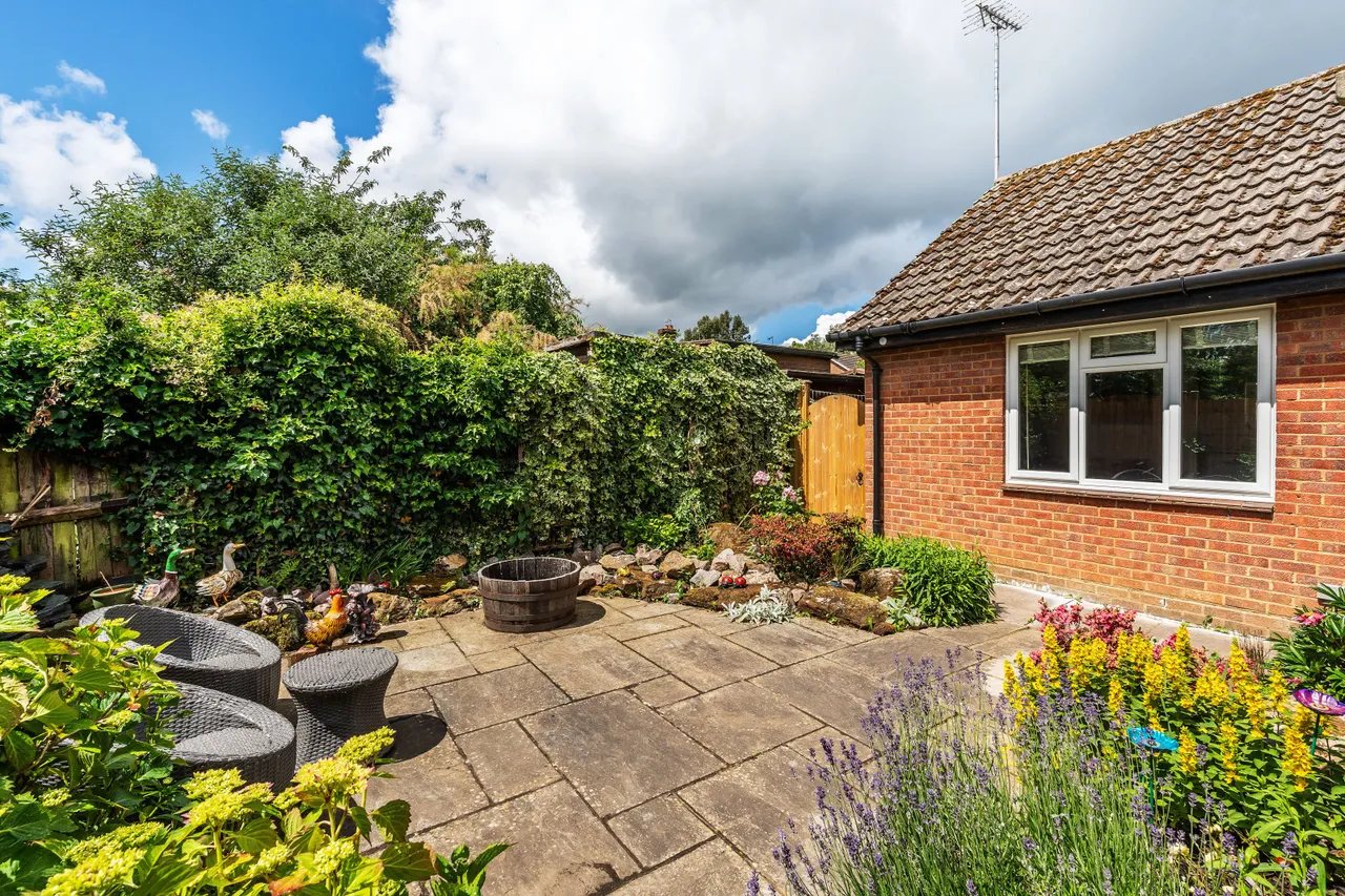 Barnfield Way, Hurst Green, RH8, photo 9