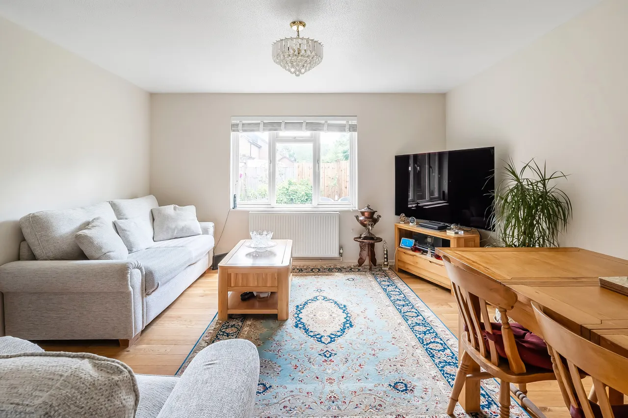 Barnfield Way, Hurst Green, RH8, photo 2