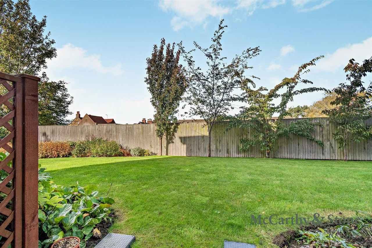 Newby Farm Road, Scarborough, YO12, photo 2