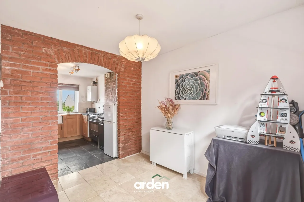 Manor Mews, Studley, B80, photo 7