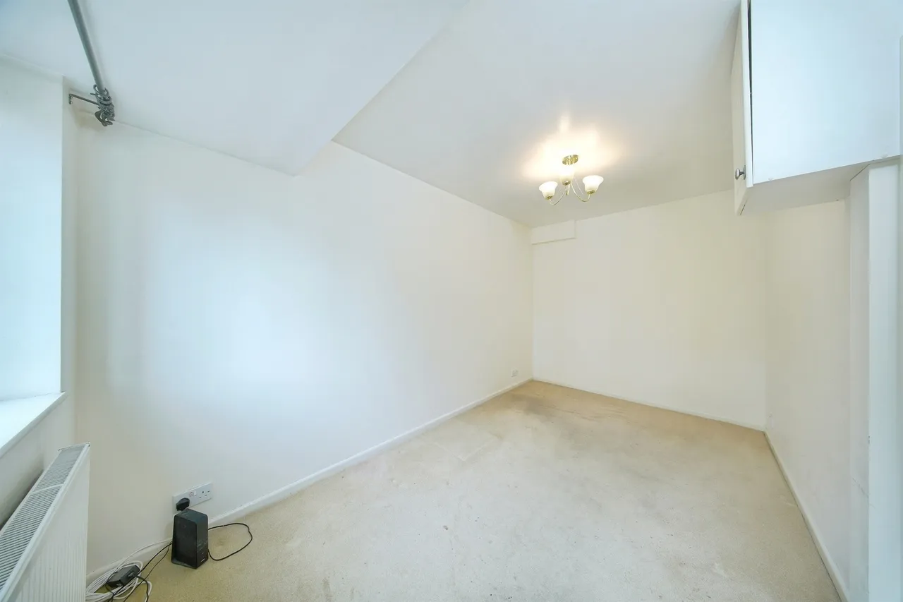 Lode Lane, Solihull, B91, photo 3