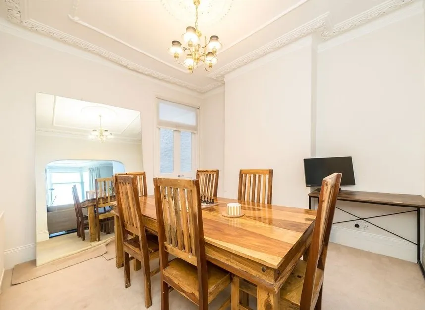 Taybridge Road, Clapham Common North Side, SW11, photo 4