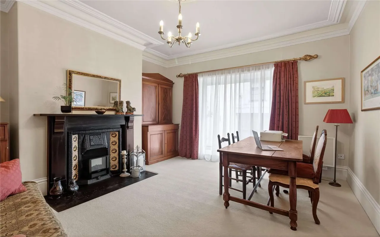 South Street, Caistor, LN7, photo 9