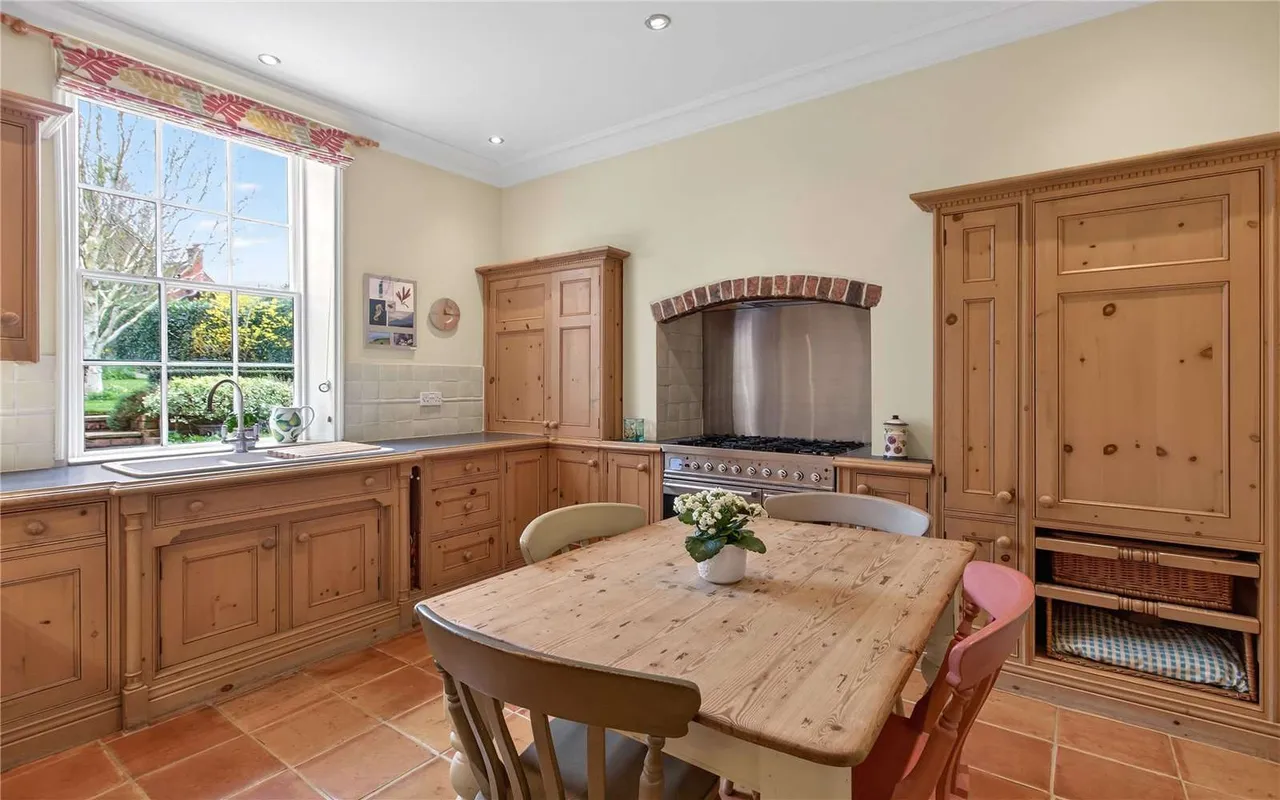 South Street, Caistor, LN7, photo 8