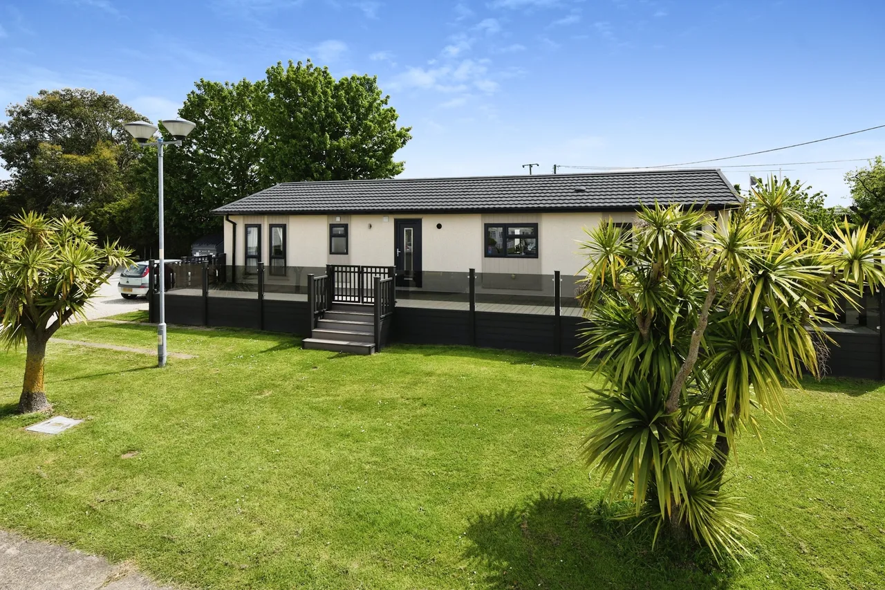 East End Road, Bradwell-on-Sea, Southminster, Essex, CM0, photo 2