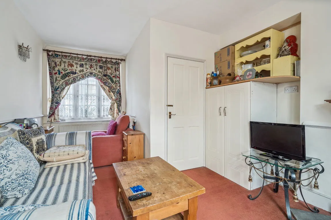 Marsh Road, Pinner, HA5, photo 5