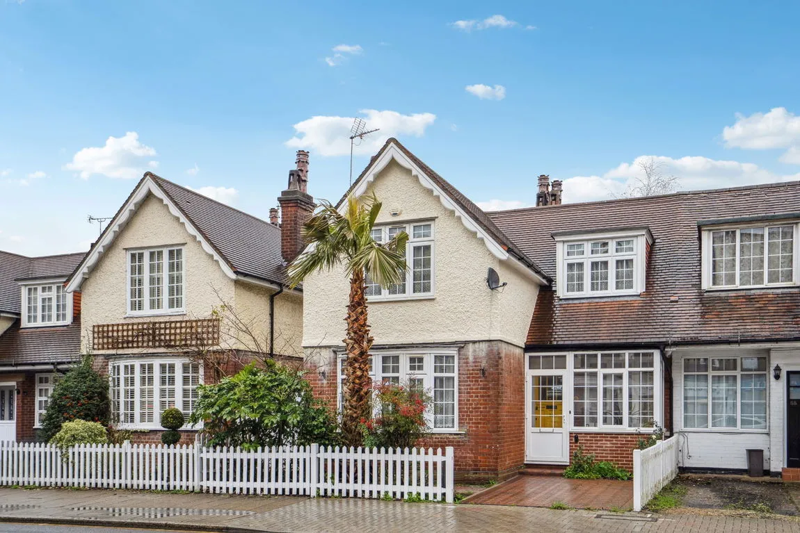 Marsh Road, Pinner, HA5, photo 19