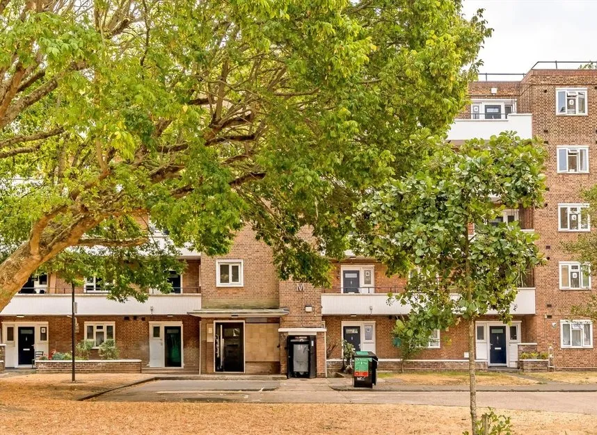 3 bed flat for sale — Broomhouse Lane, Fulham, SW6