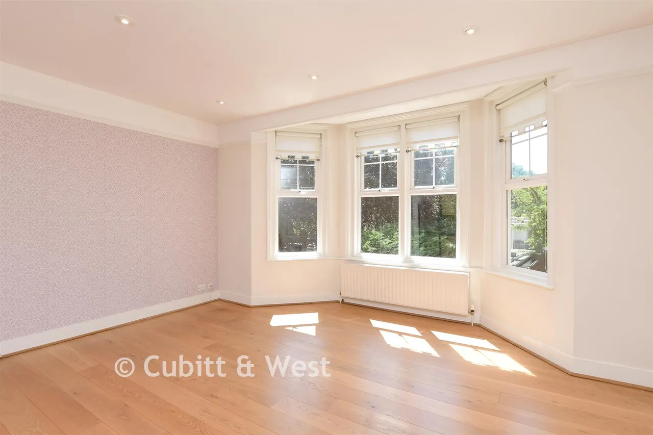 Doods Road, Reigate, RH2, photo 8