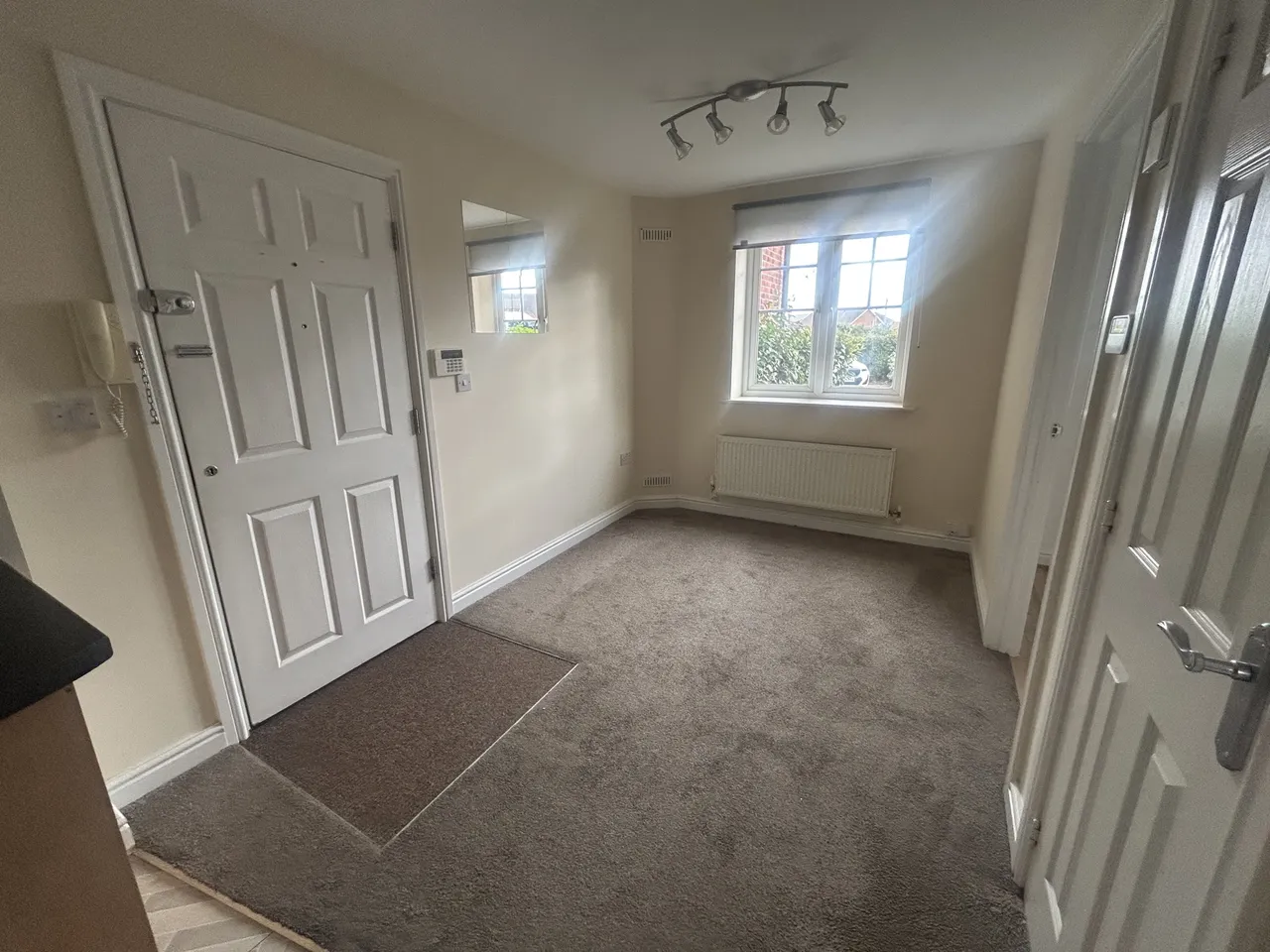 Bentley Lane, Willenhall, WV12, photo 4