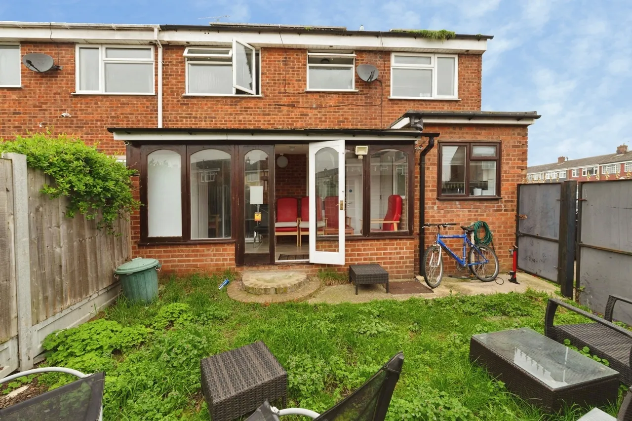 Pugh Place, Stanford-le-Hope, Essex, SS17, photo 19