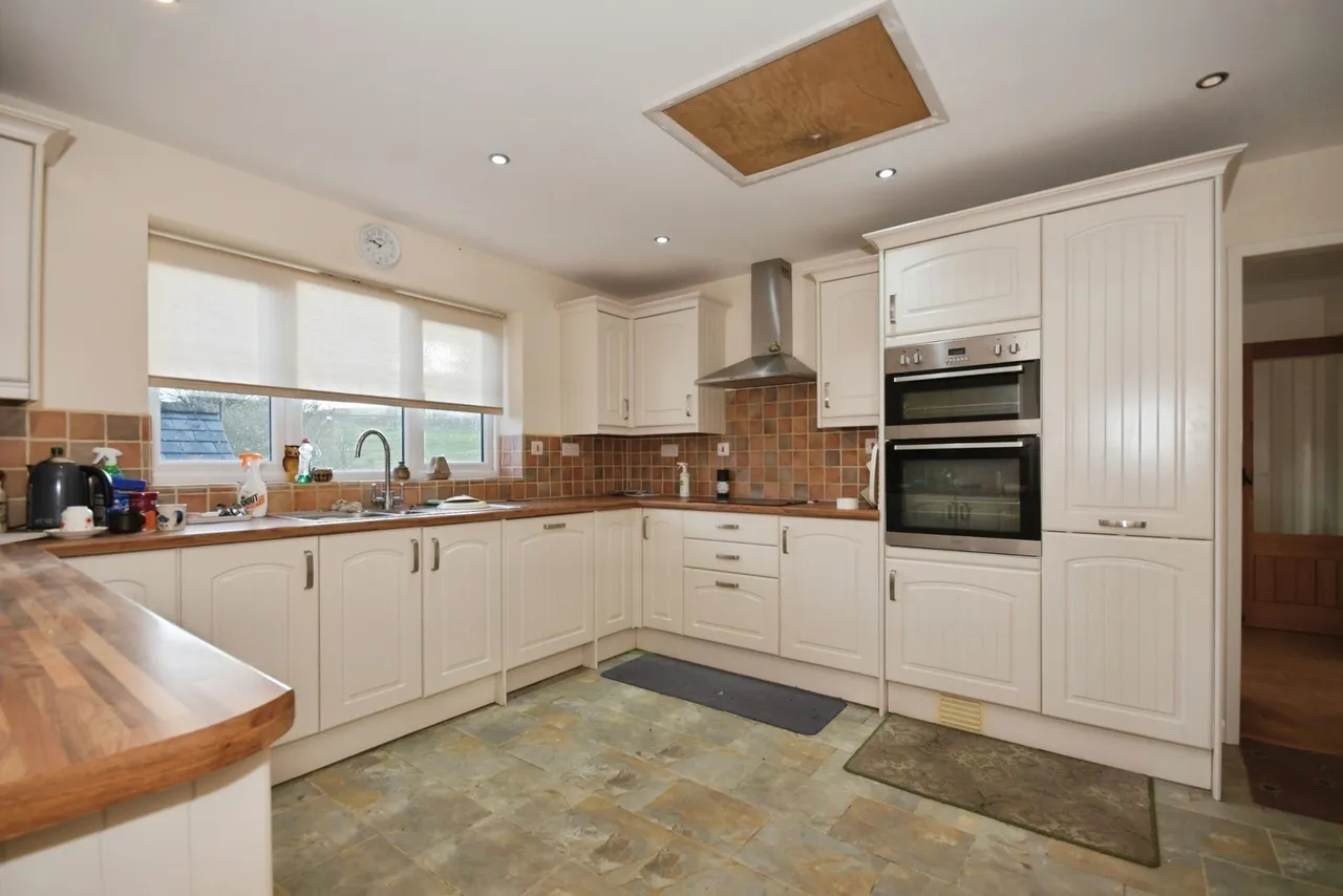 Blackwell, Buxton, Derbyshire, SK17, photo 2