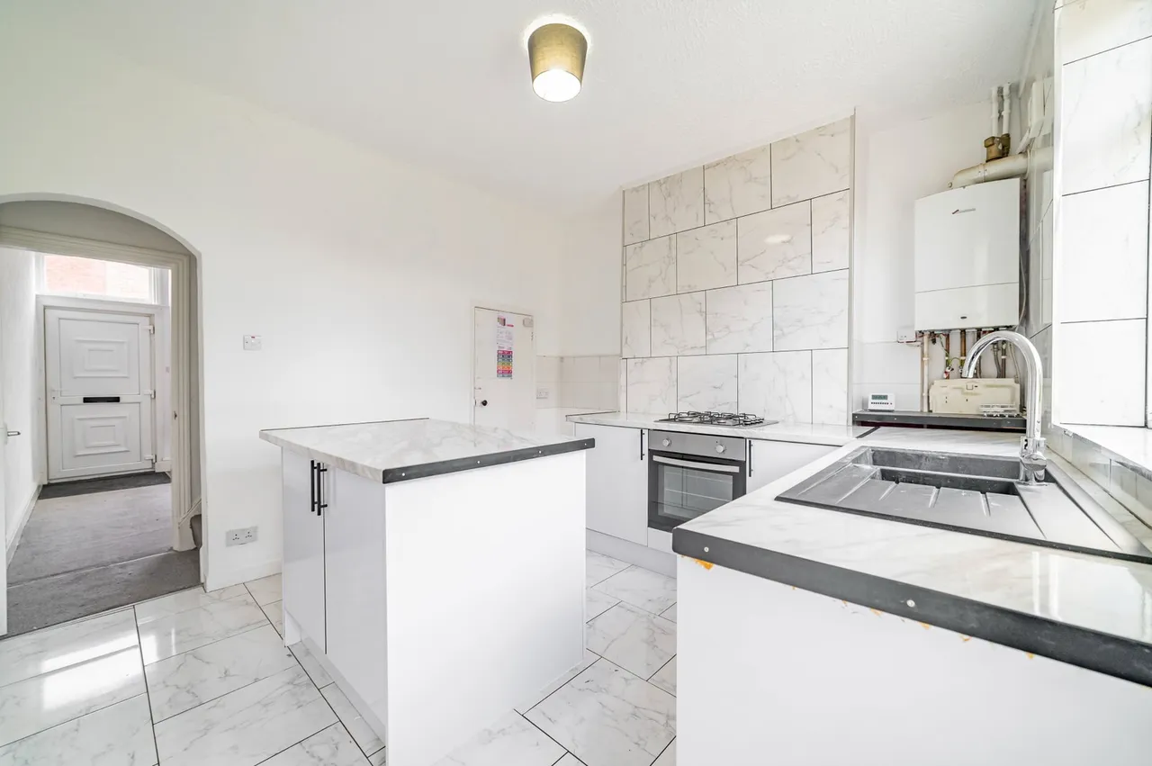 Glebe Street, Offerton, SK1, photo 5