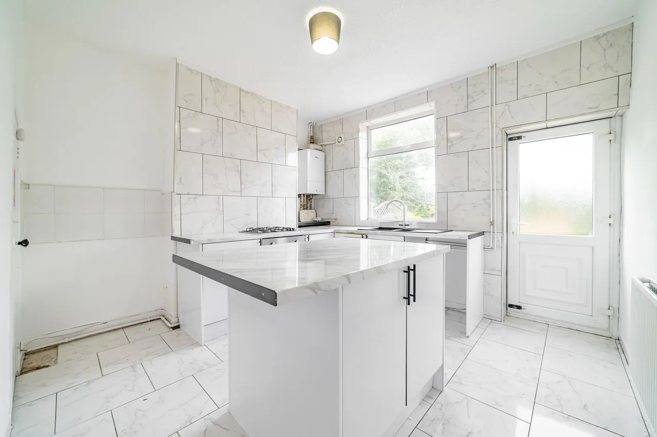 Glebe Street, Offerton, SK1, photo 4