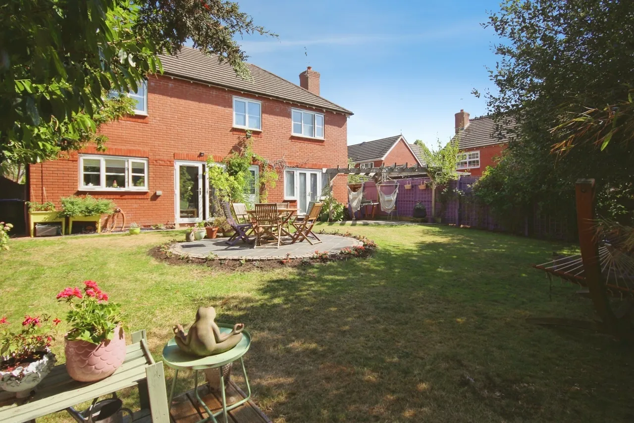 Medley Grove, Whitnash, CV31, photo 7