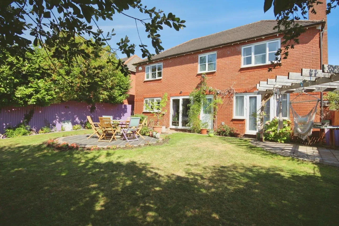 Medley Grove, Whitnash, CV31, photo 8