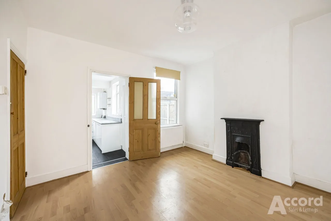 Malvern Road, Hornchurch, RM11, photo 24