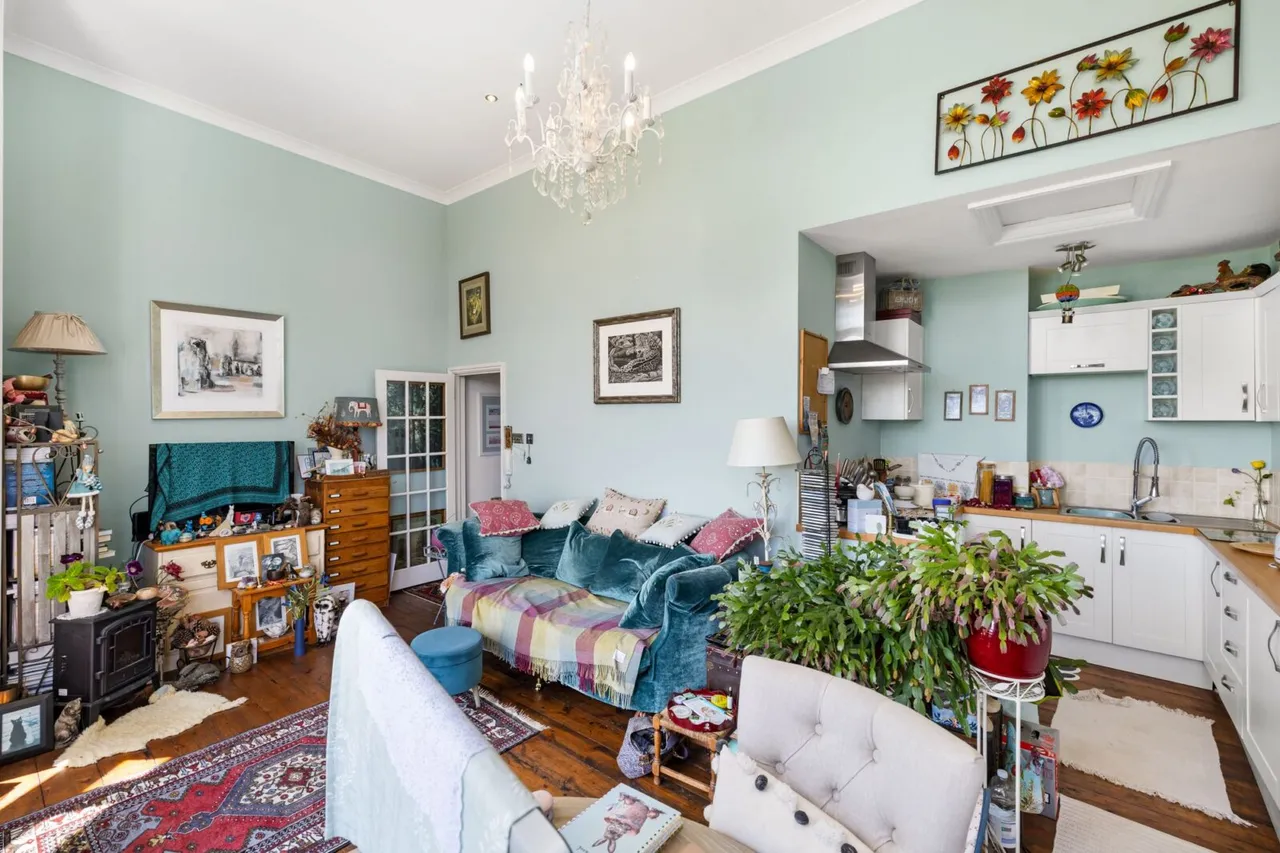 Flat 4, The Abbey Hammerwood Road, East Grinstead, Ashurst Wood, RH19 3SA, photo 7