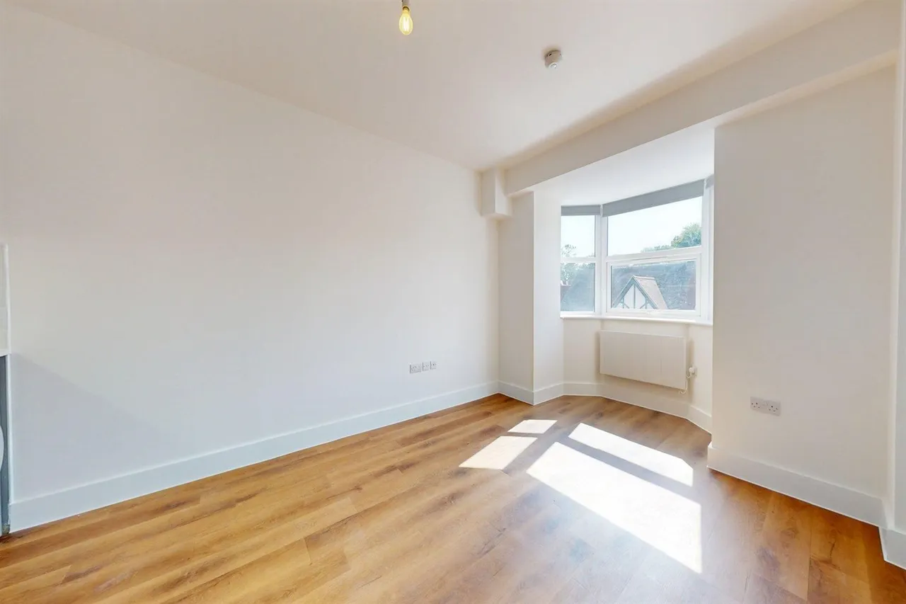Loughton, IG10, photo 6