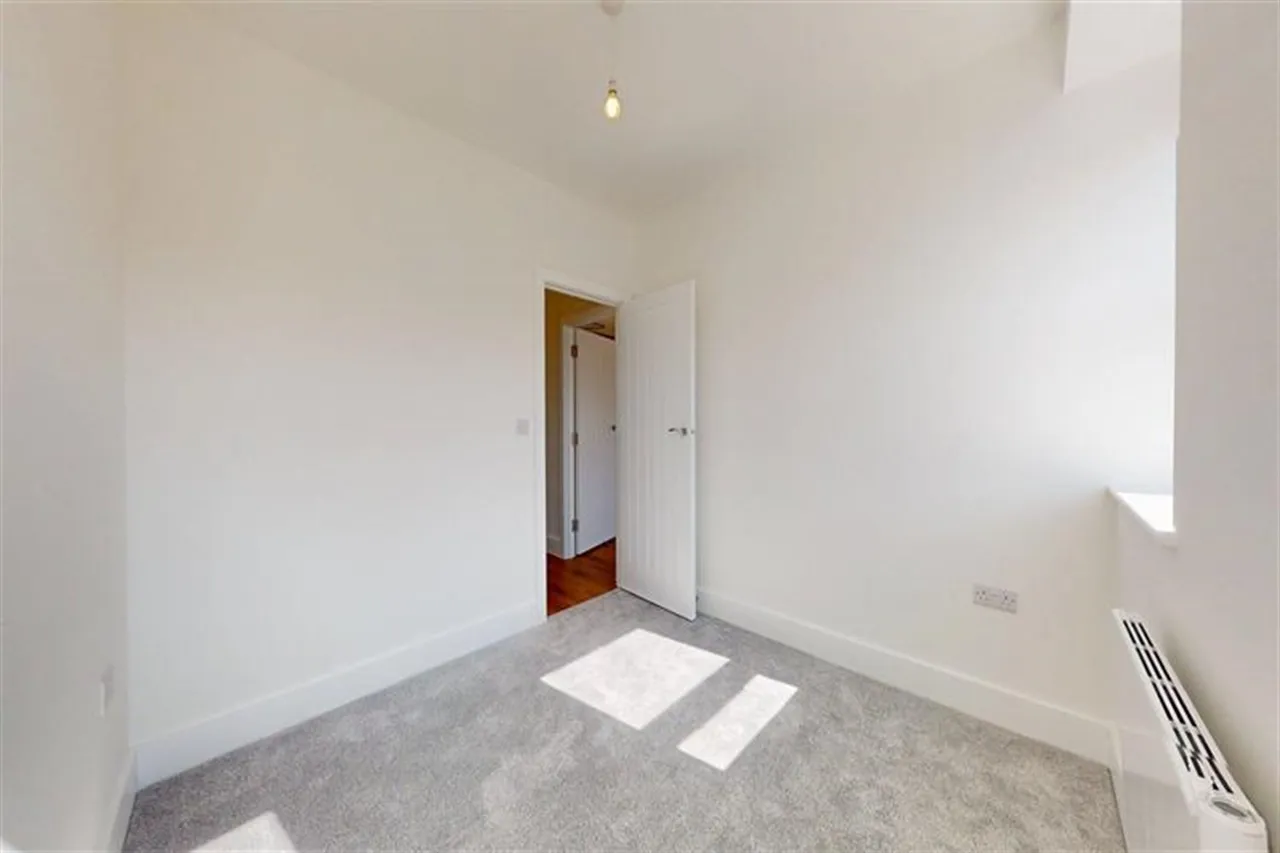 Loughton, IG10, photo 3
