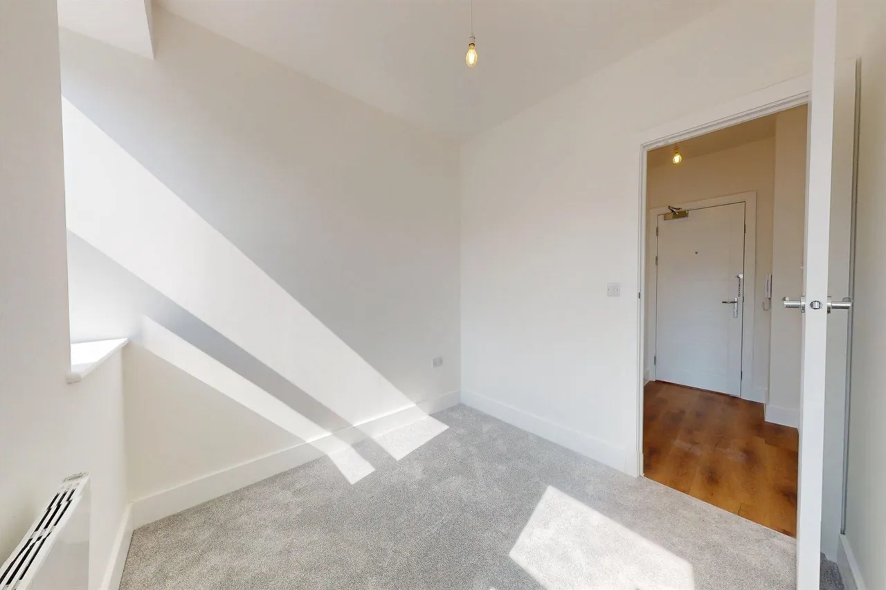 Loughton, IG10, photo 14