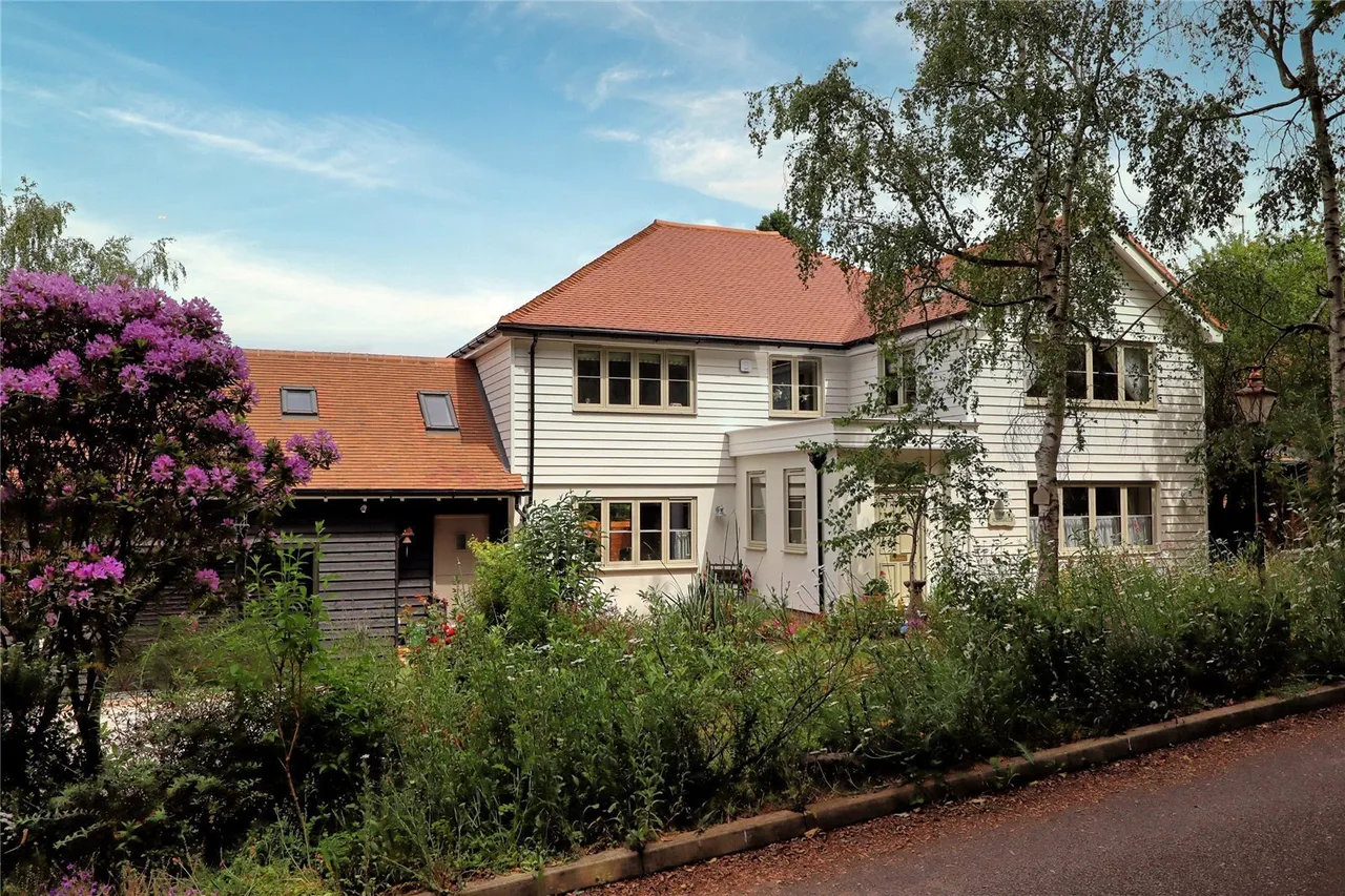 4 bed house for sale, Stacey Drive, Langdon Hills, SS16