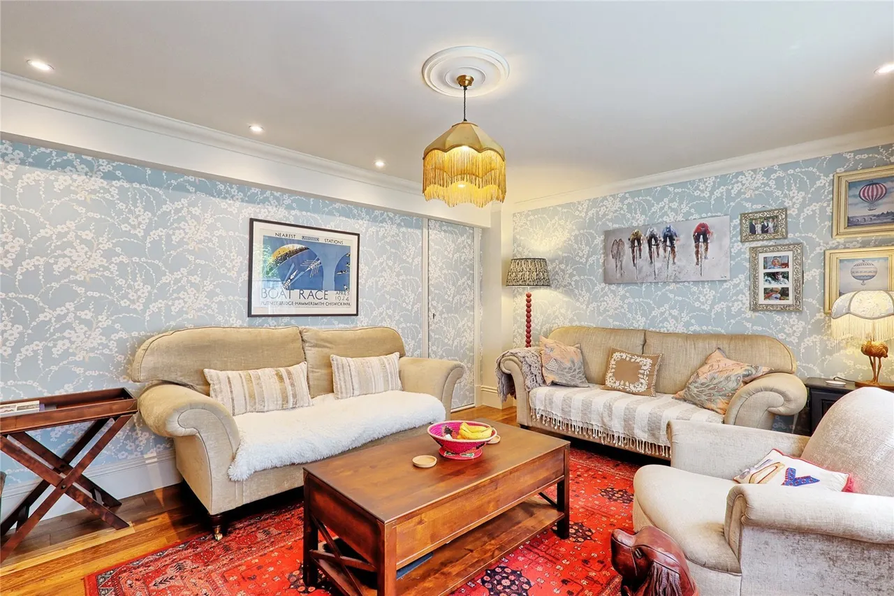 Stacey Drive, Langdon Hills, SS16, photo 11