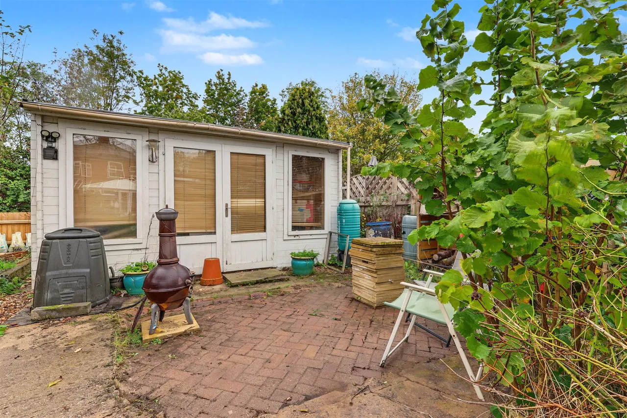 Hallfield Terrace, Stuntney, CB7, photo 19
