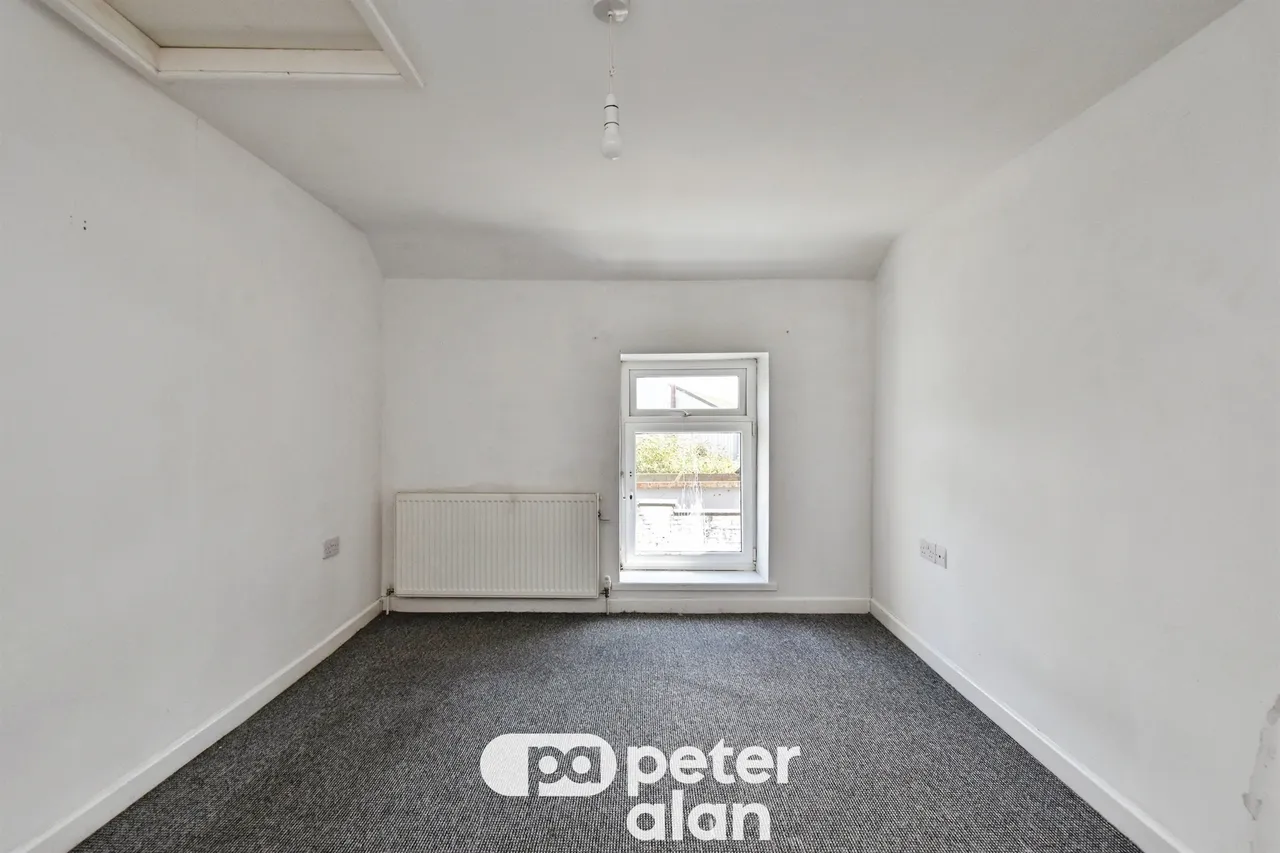Waterloo Place, Aberdare, CF44, photo 13