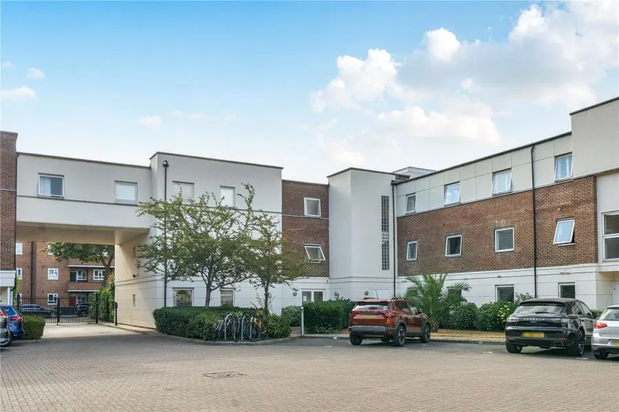Mill Pond Close, Vauxhall, SW8, photo 13