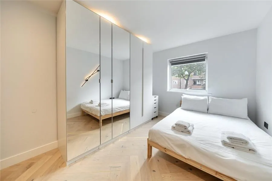 Mill Pond Close, Vauxhall, SW8, photo 8