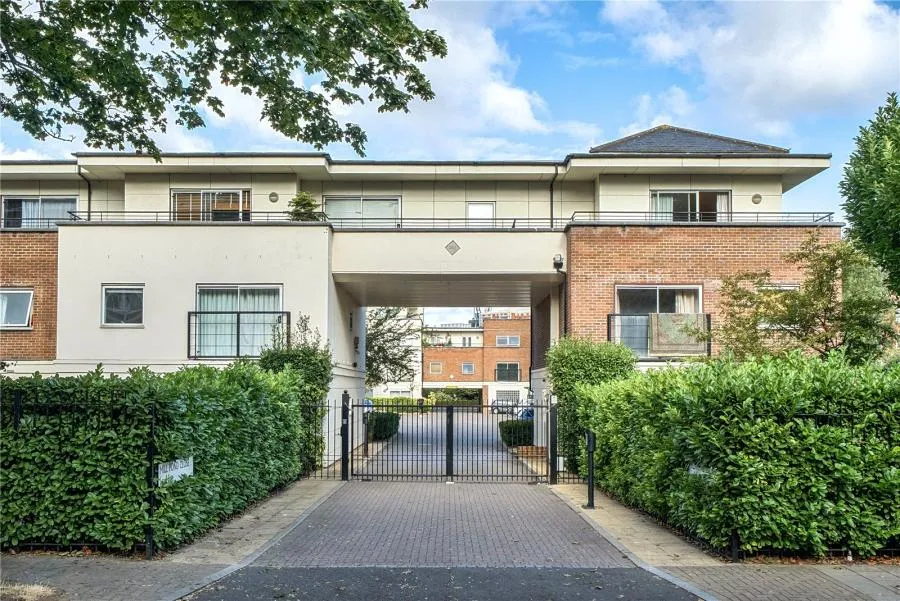Mill Pond Close, Vauxhall, SW8, photo 11