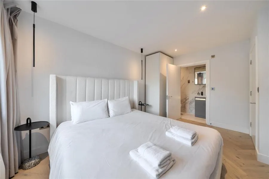 Mill Pond Close, Vauxhall, SW8, photo 6