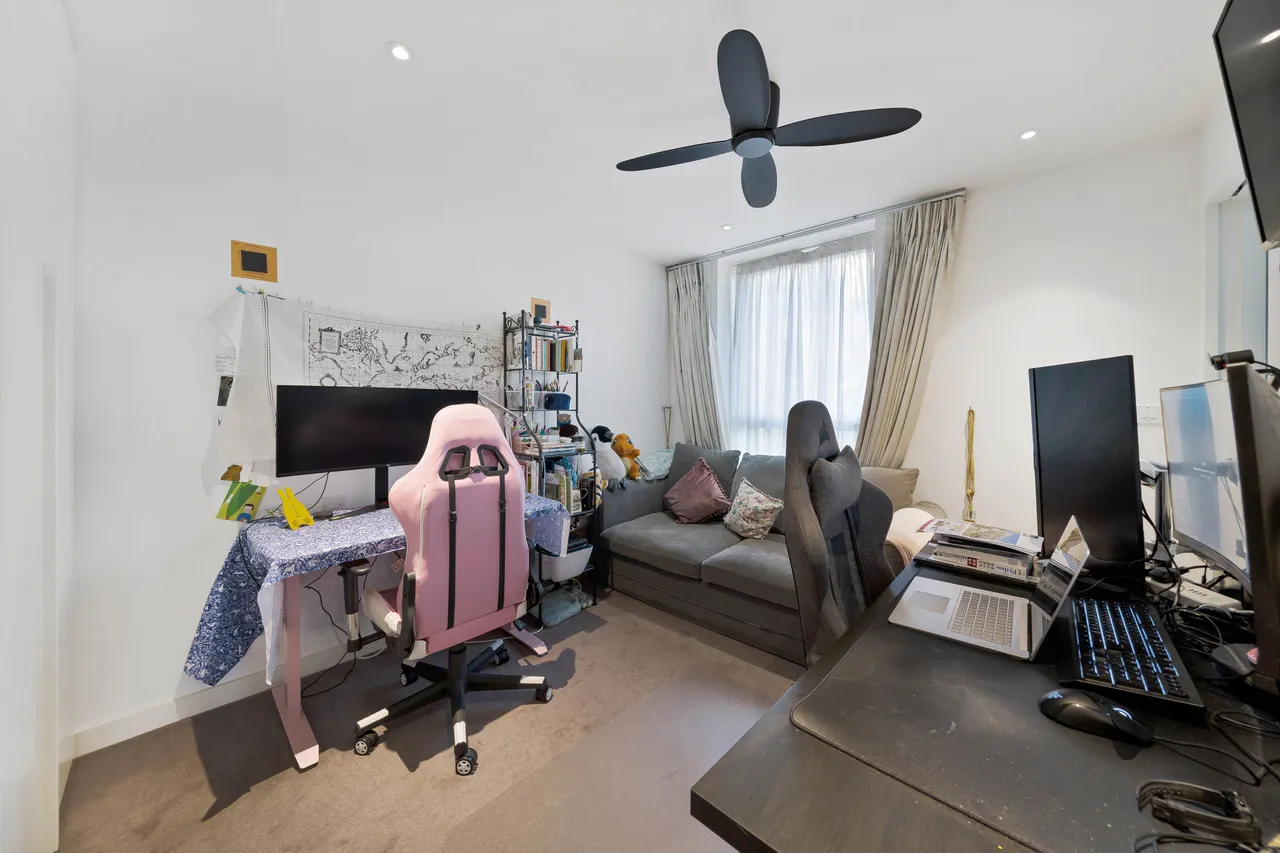 Flat 42, Nature View Apartments, Woodberry Grove, London, photo 5