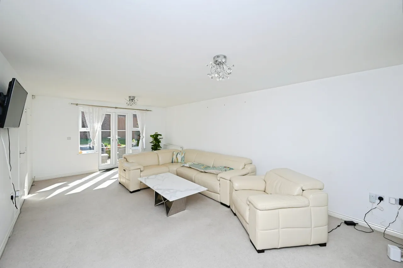 Swallow Crescent, Ravenshead, NG15, photo 3