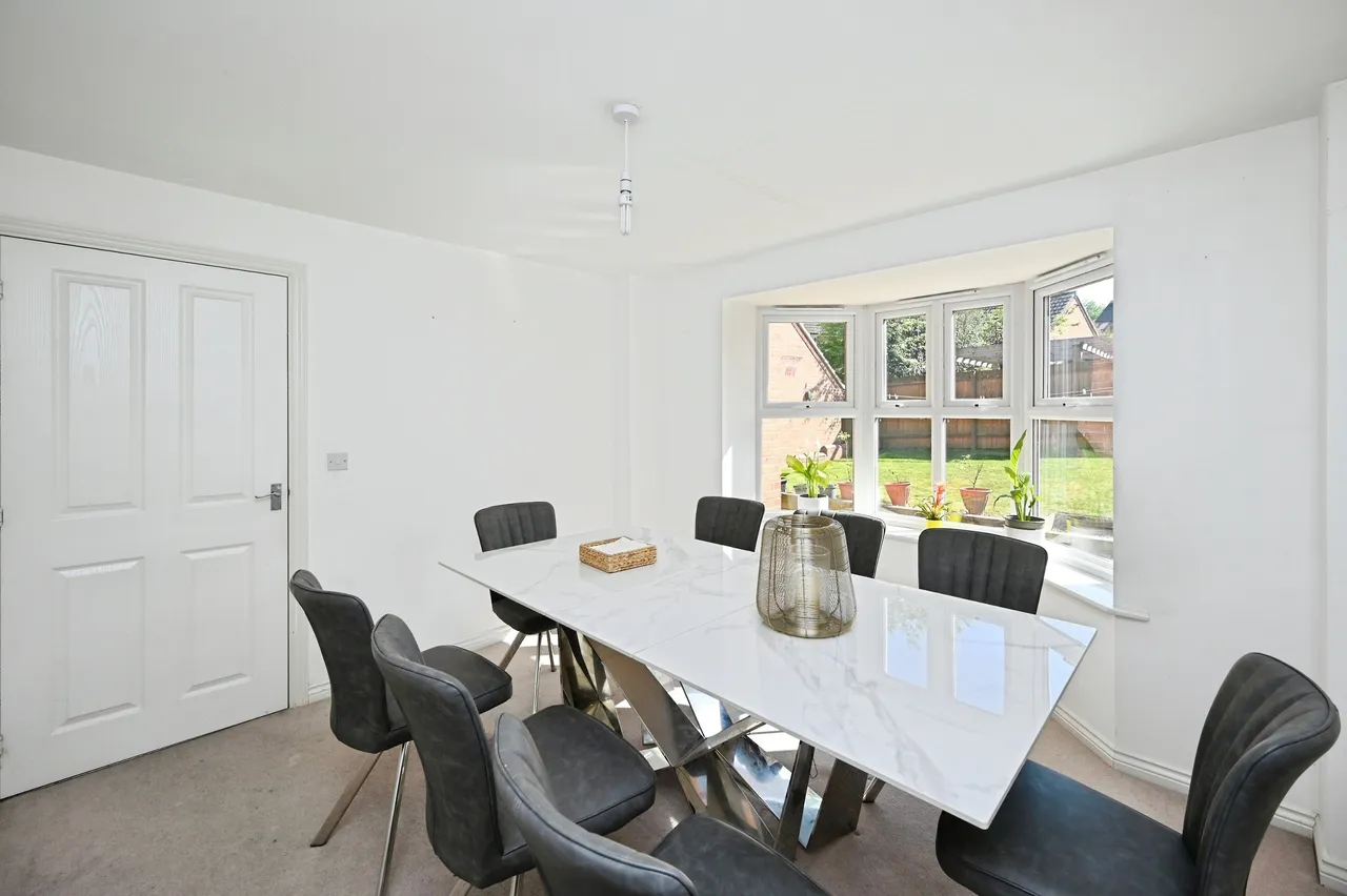 Swallow Crescent, Ravenshead, NG15, photo 7