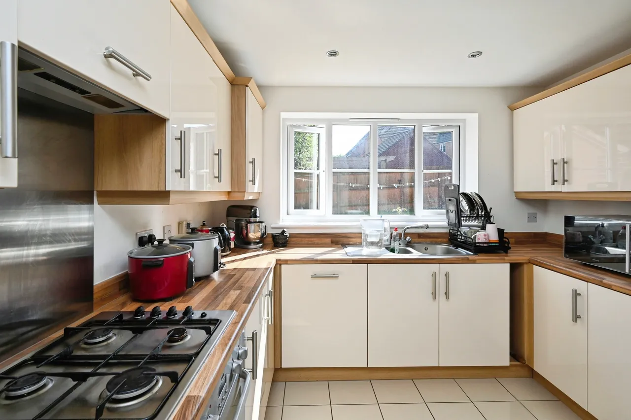 Swallow Crescent, Ravenshead, NG15, photo 6
