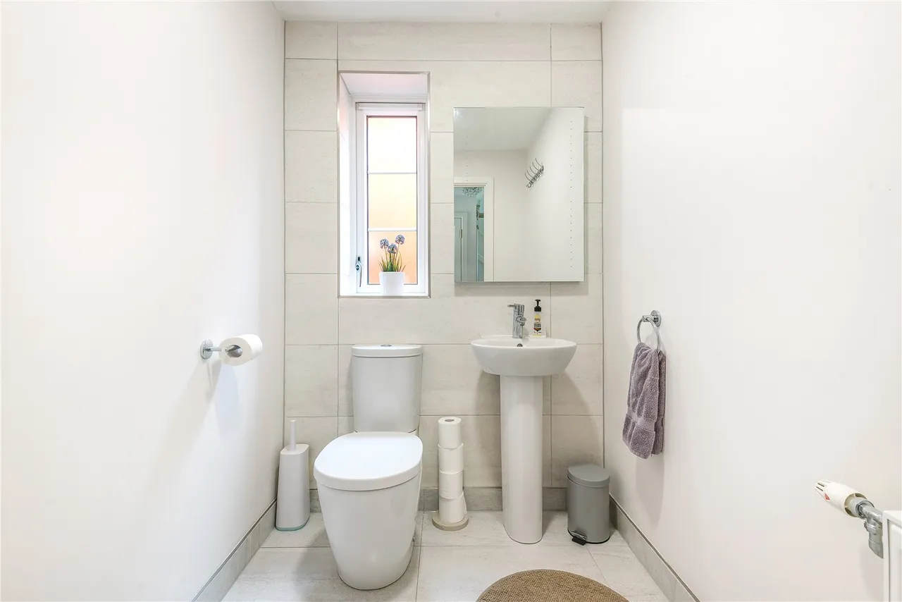 Ulrick Avenue, Bordon, GU35, photo 9